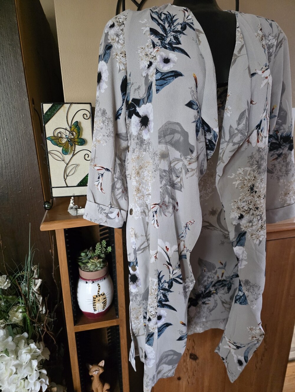 Dex Light Gray Floral Draped Waterfall Duster Jacket W/ Snap Side Vents Size S